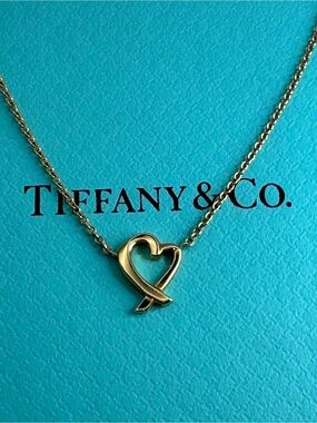 Classic Vintage  Tiffany & Co. 18K Gold Loving Heart Necklace by Picasso